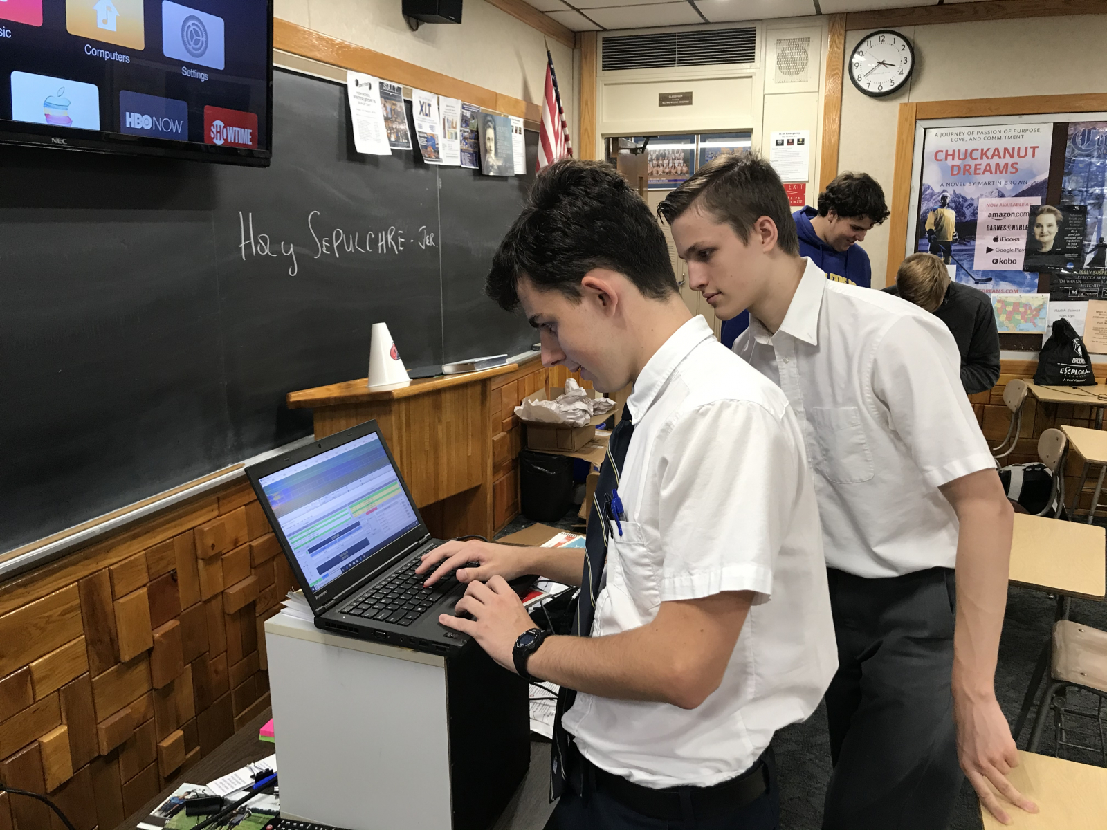 Students Use Digital Modes to make contacts via Amateur Radio